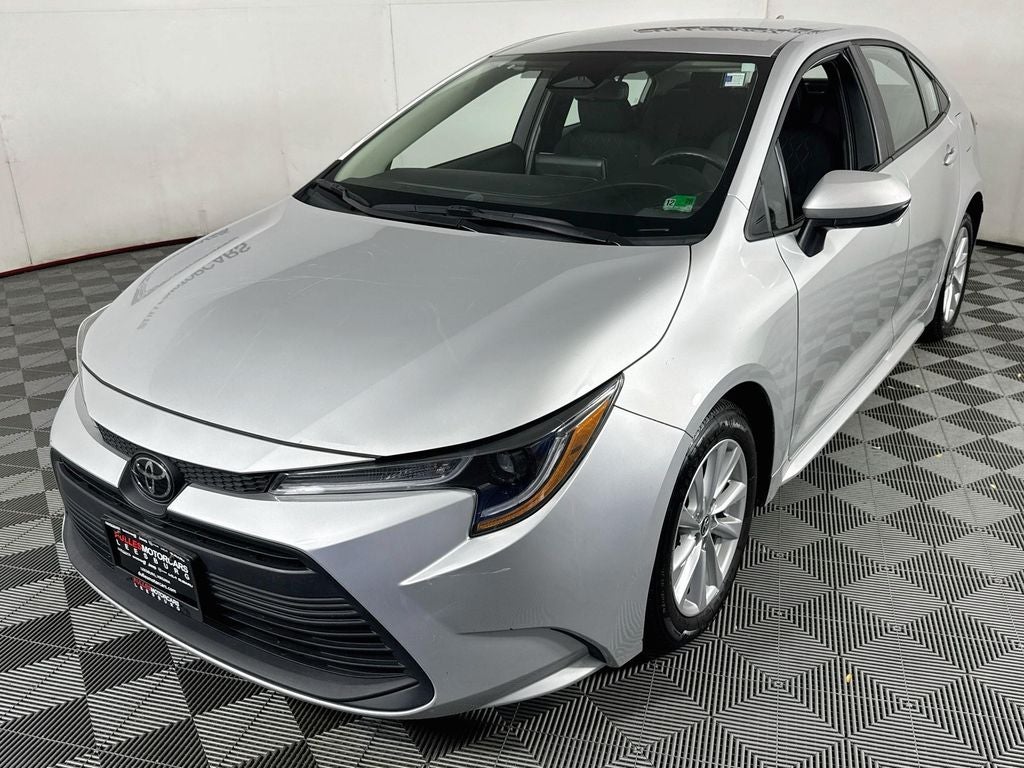 2024 Toyota Corolla LE Conveniece Package
