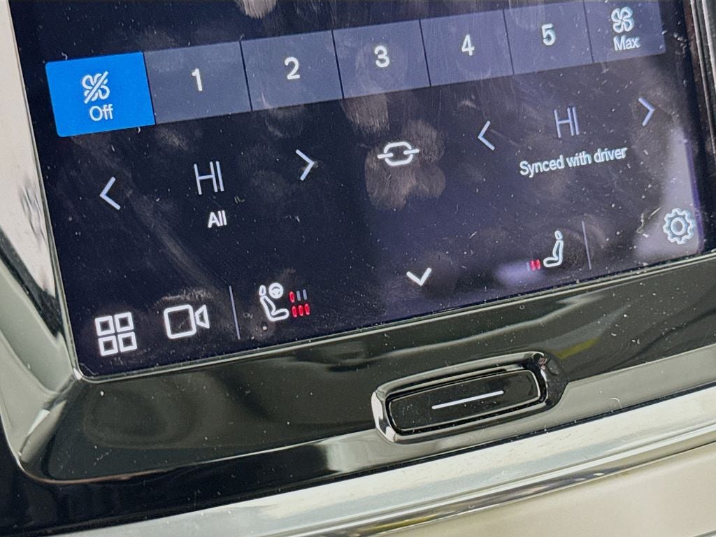 2024 Volvo S60 Recharge Plug-In Hybrid Ultimate