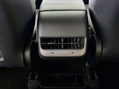 2023 Tesla Model Y Long Range Computer 4