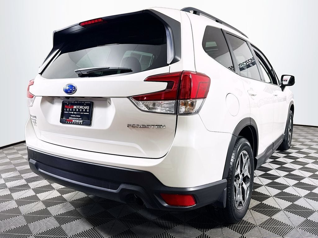 2022 Subaru Forester Premium