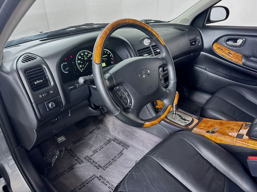 2004 INFINITI I35 Luxury