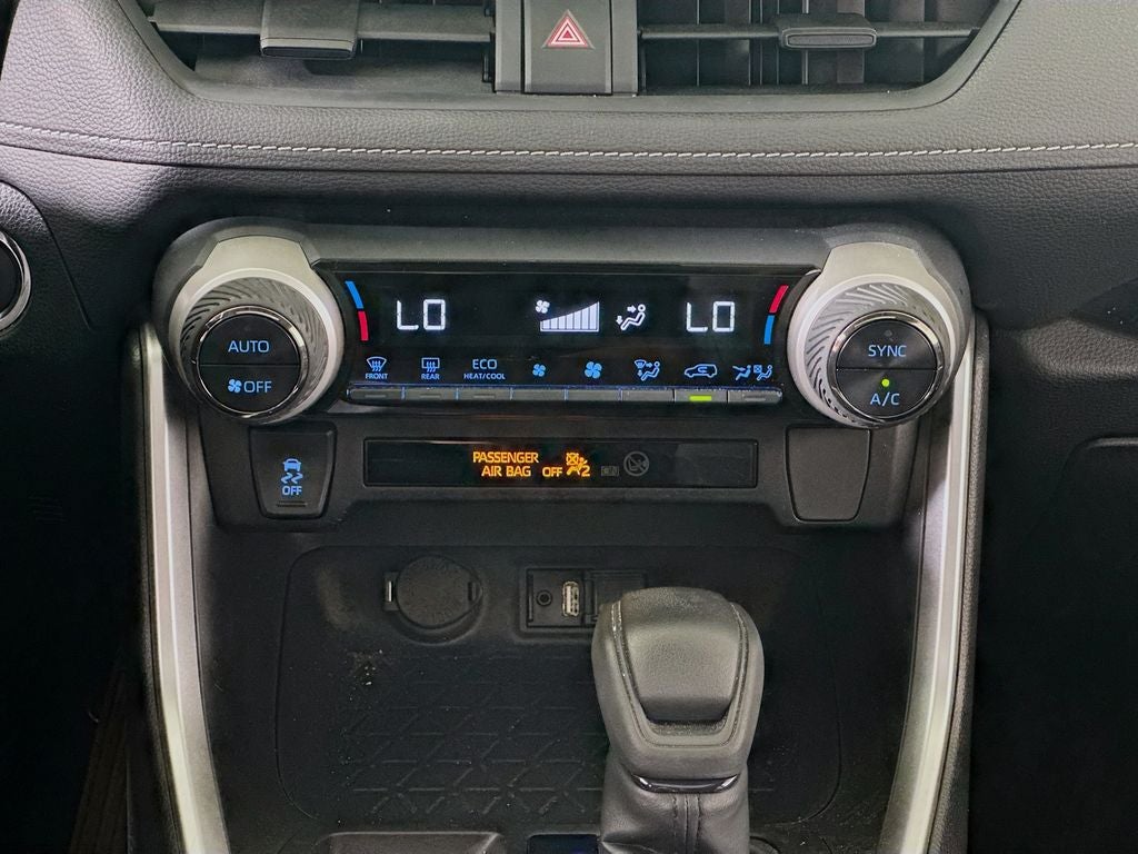 2019 Toyota RAV4 XLE Preferred Owners Prtfolio