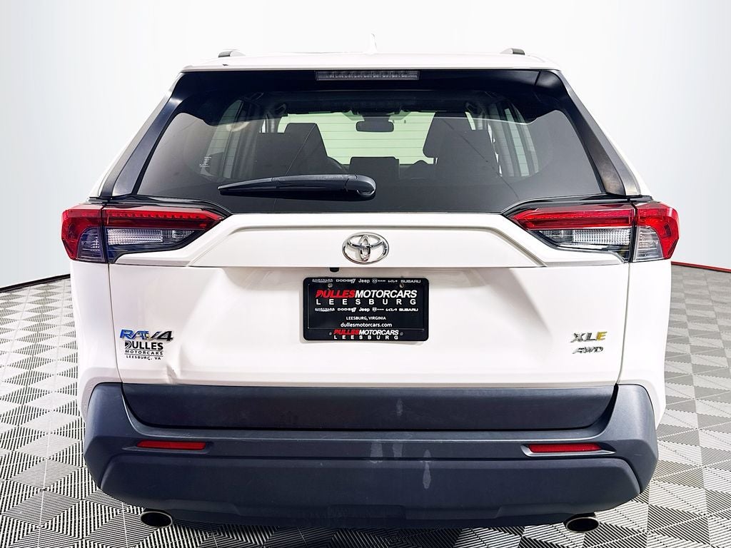 2019 Toyota RAV4 XLE Preferred Owners Prtfolio