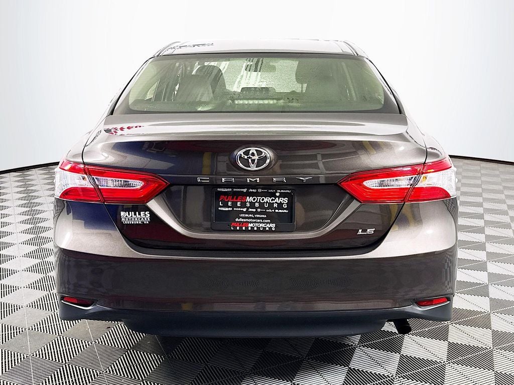 2018 Toyota Camry LE