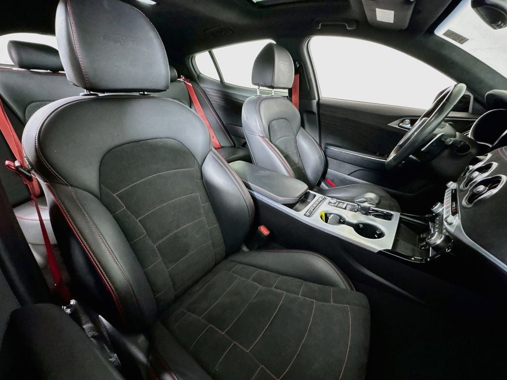 2023 Kia Stinger GT2