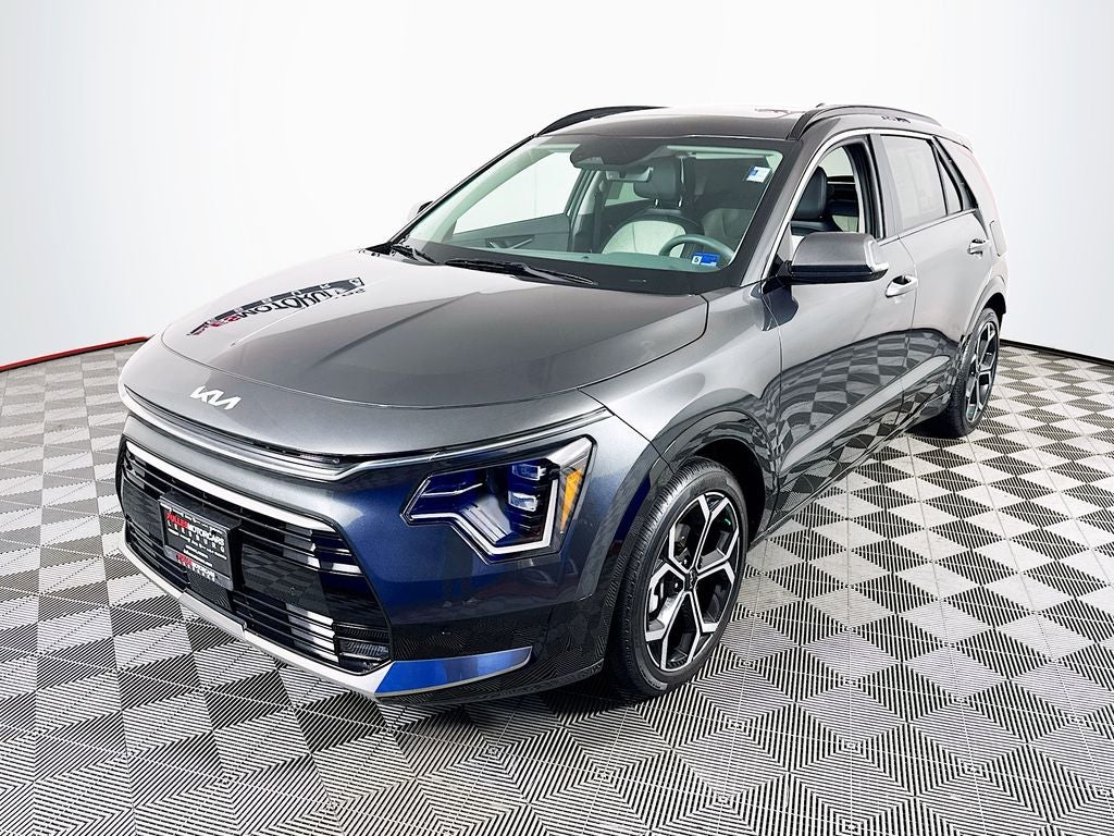 2025 Kia Niro SX Touring