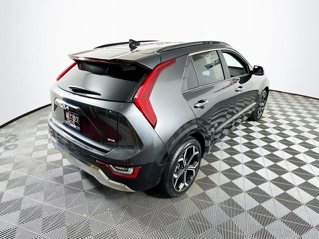 2025 Kia Niro SX Touring
