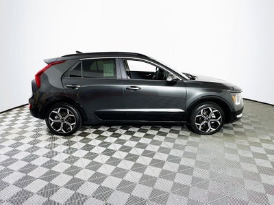 2025 Kia Niro SX Touring