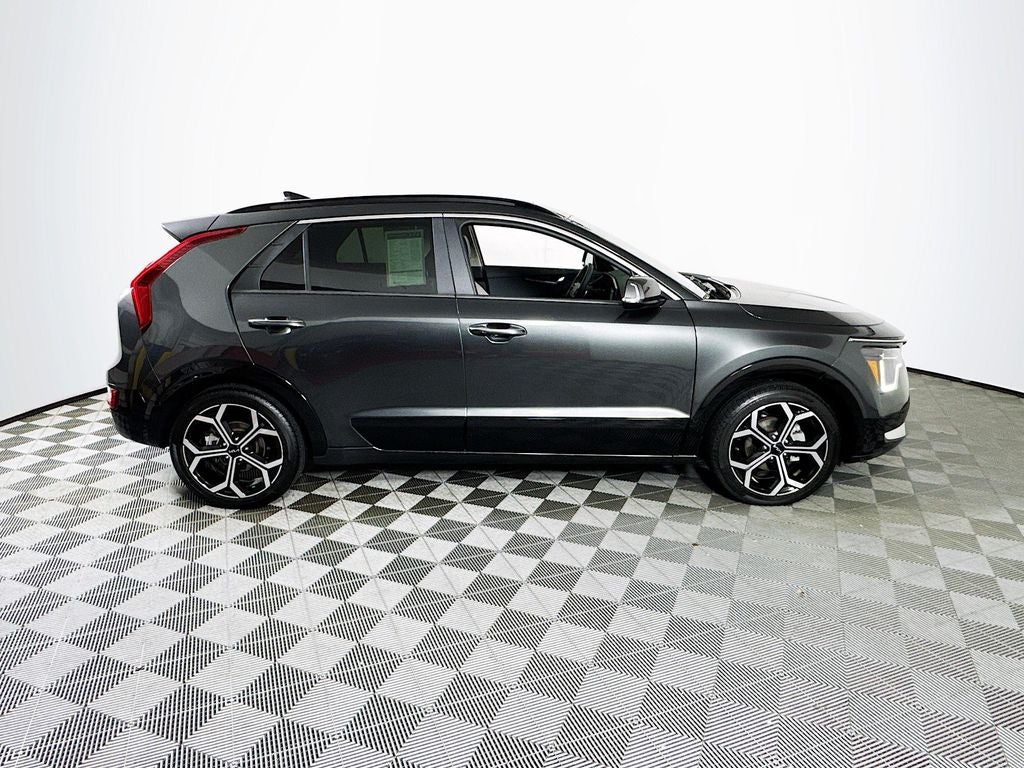 2025 Kia Niro SX Touring