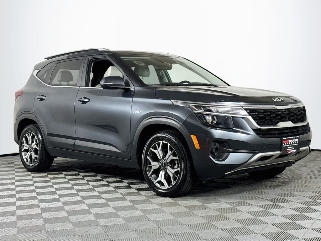 2022 Kia Seltos EX