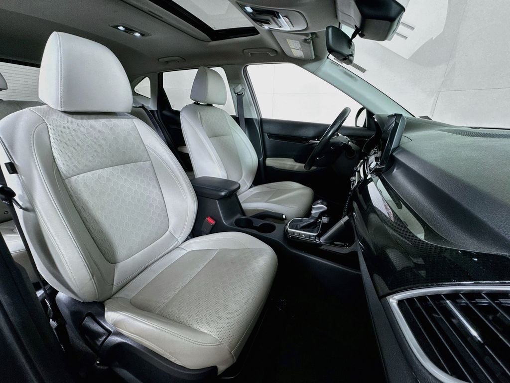 2022 Kia Seltos EX