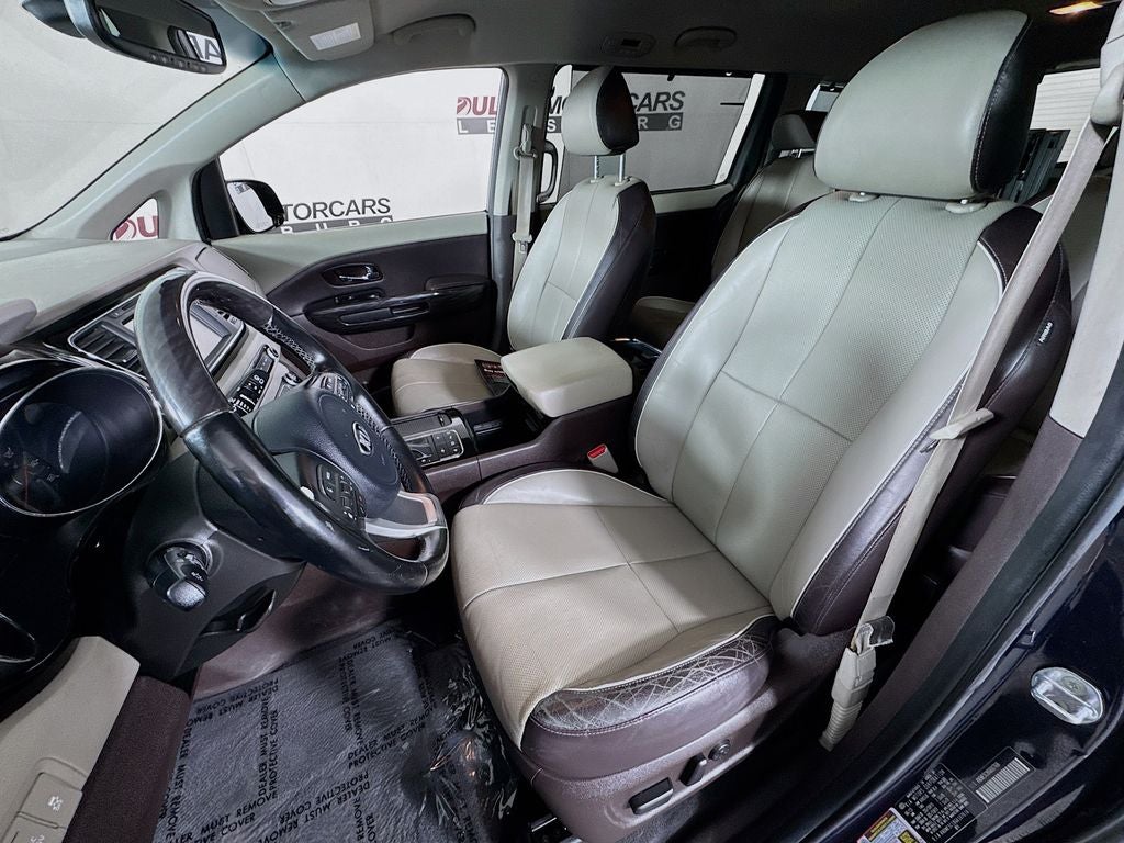 2016 Kia Sedona SXL W/MOBILITY SCOOTER LIFT