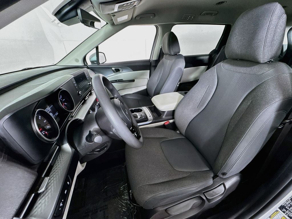 2023 Kia Carnival MPV LX
