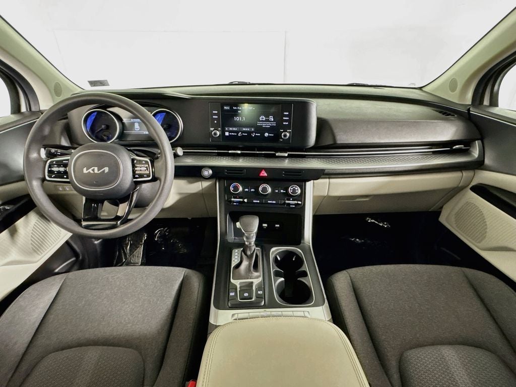 2023 Kia Carnival MPV LX