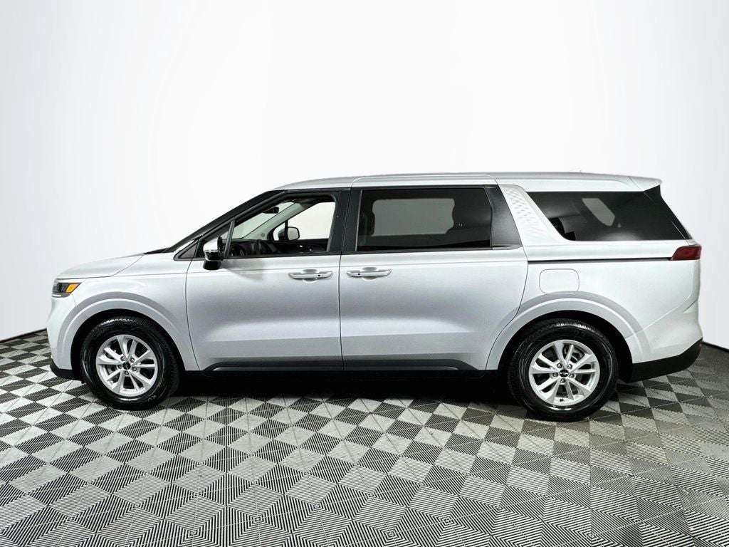 2023 Kia Carnival MPV LX