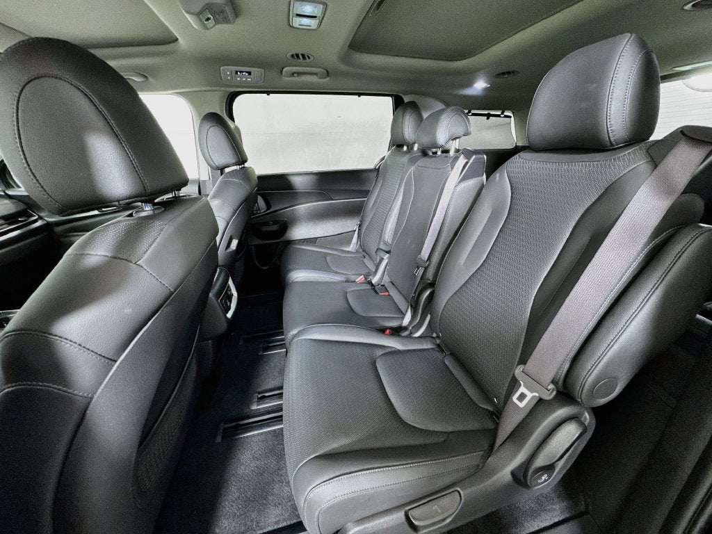 2025 Kia Carnival MPV SX Prestige