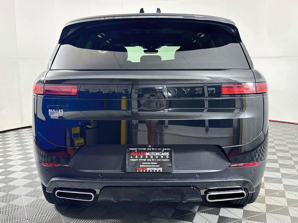 2025 Land Rover Range Rover Sport SE