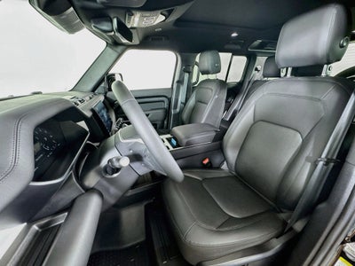 2025 Land Rover Defender 110 P300