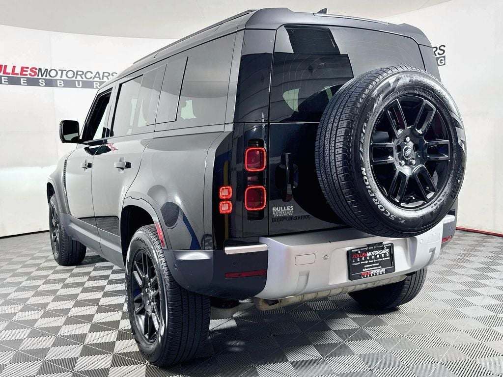 2025 Land Rover Defender 110 P300