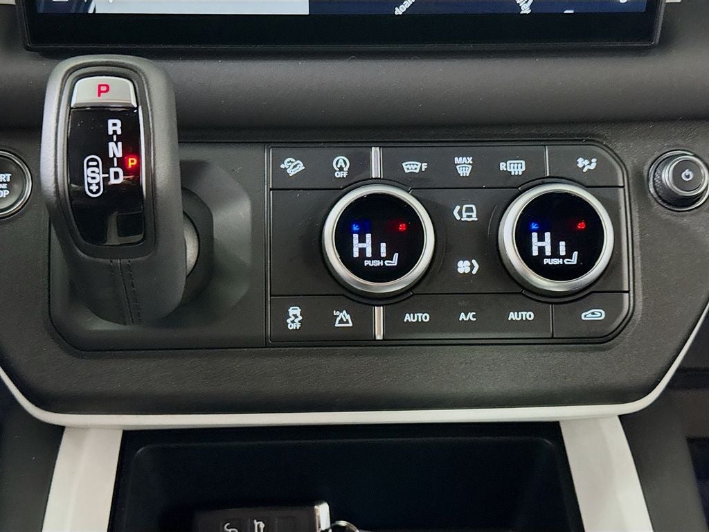 2025 Land Rover Defender S