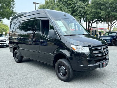 2022 Mercedes-Benz Sprinter 2500 Cargo 144 WB LUX CONVERSION PKG