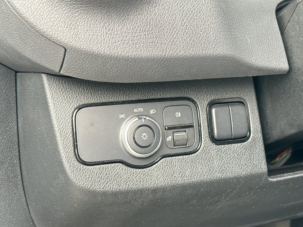 2024 Mercedes-Benz Sprinter 2500 Passenger Van 144 WB Diesel