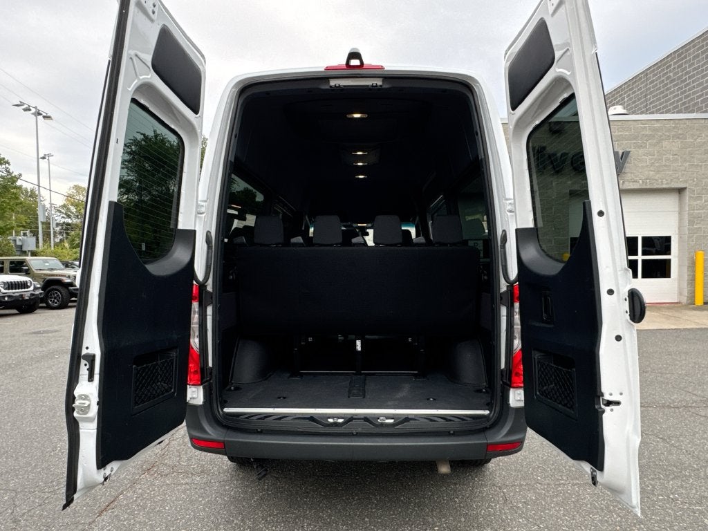 2024 Mercedes-Benz Sprinter 2500 Passenger Van 144 WB Diesel