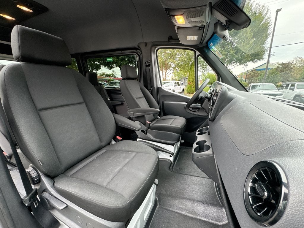 2024 Mercedes-Benz Sprinter 2500 Passenger Van 144 WB Diesel
