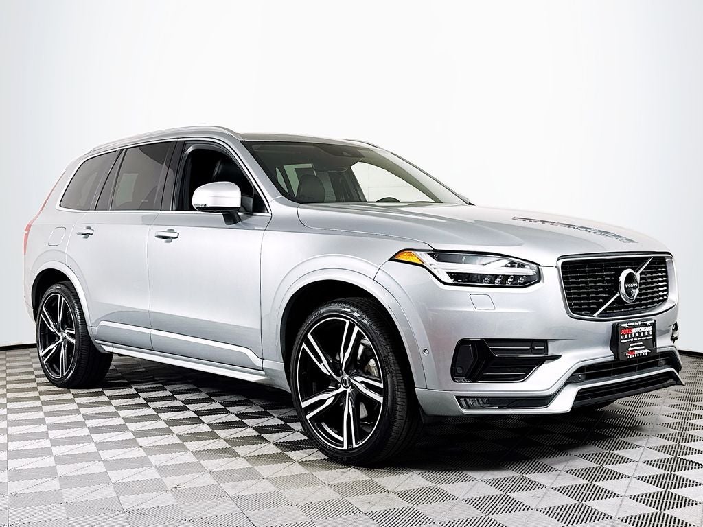 2017 Volvo XC90 T6 R-Design