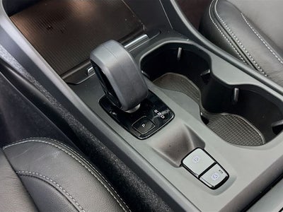 2023 Volvo XC40 B5 Core