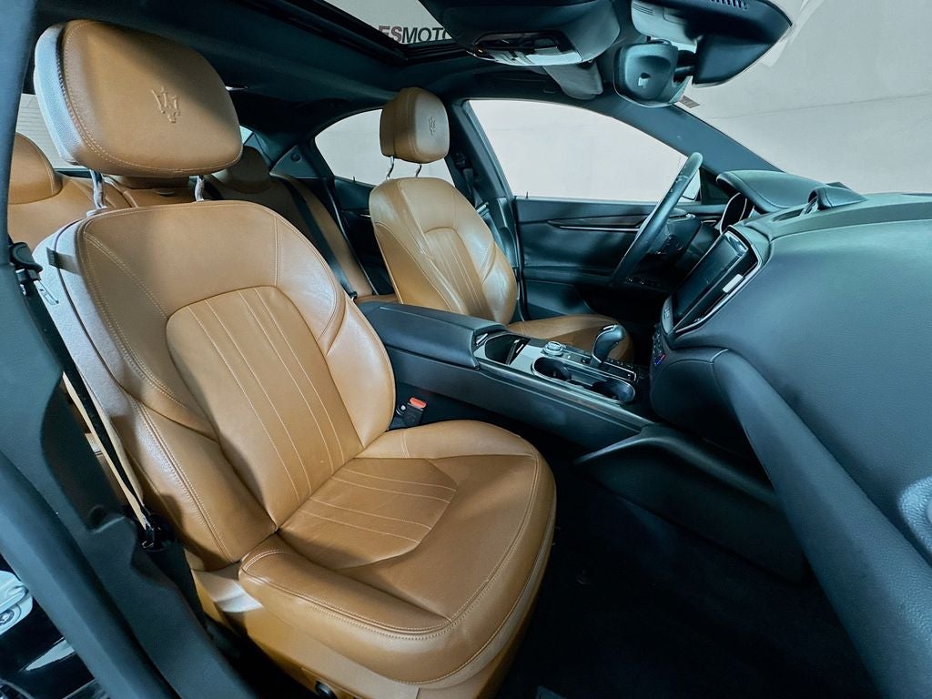 2018 Maserati Ghibli Base 3.0 L