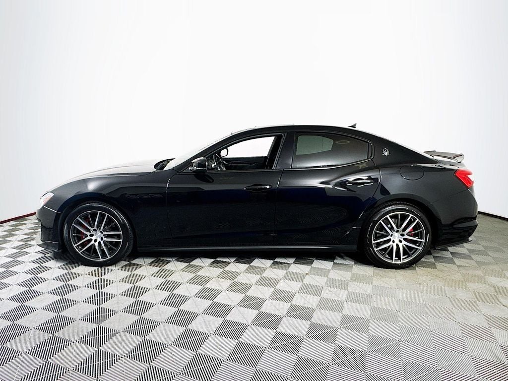 2018 Maserati Ghibli Base 3.0 L