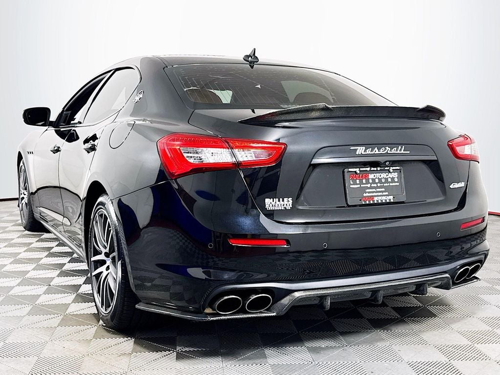 2018 Maserati Ghibli Base 3.0 L