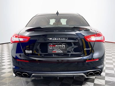 2018 Maserati Ghibli Base 3.0 L